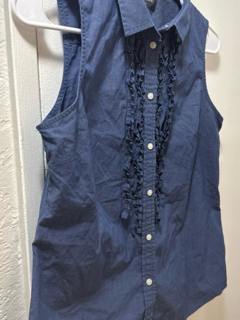 Banana Republic Navy Sleeveless Ruffle-Front Button Down Top
